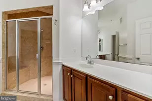5675 Harrington Falls Ln, Alexandria, VA 22312 - Photo 22