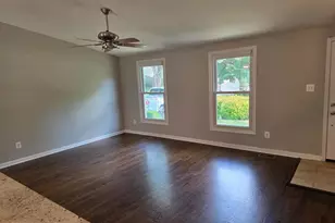 12920 Framingham Ct, Herndon, VA 20171 - Photo 6