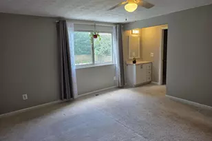 12920 Framingham Ct, Herndon, VA 20171 - Photo 8