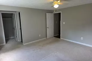 12920 Framingham Ct, Herndon, VA 20171 - Photo 10