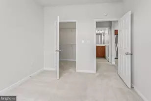 12929 Centre Park Cir, Herndon, VA 20171 - Photo 14