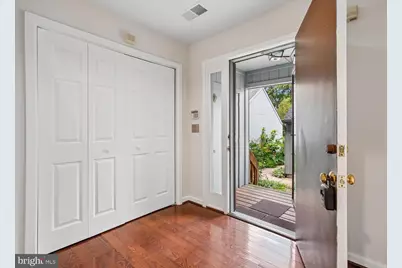 [Address not provided], Reston, VA 20191 - Photo 4