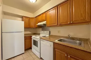 9773 Hagel Cir, Lorton, VA 22079 - Photo 8