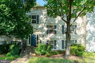 7717 Inversham Dr, Falls Church, VA 22042 - Photo 2