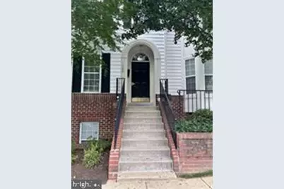 1588 Leeds Castle Drive #101, Vienna, VA 22182 - Photo 1