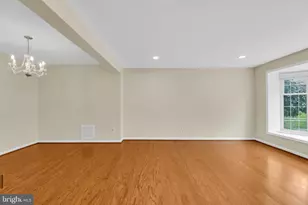 7428 Fountain Head Dr, Annandale, VA 22003 - Photo 6