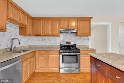 7428 Fountain Head Drive, Annandale, VA 22003 - Photo 14