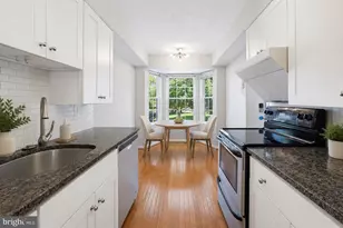 13945 Big Yankee Ln, Centreville, VA 20121 - Photo 4