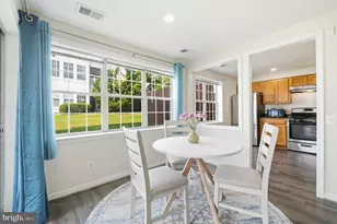 8248 Catbird Cir, Lorton, VA 22079 - Photo 12