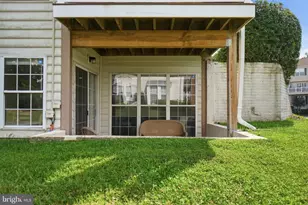 8248 Catbird Cir, Lorton, VA 22079 - Photo 20