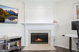 8248 Catbird Cir, Lorton, VA 22079 - Photo 8