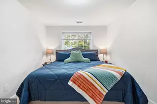 8248 Catbird Cir, Lorton, VA 22079 - Photo 28