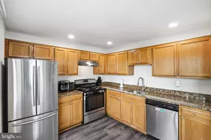 8248 Catbird Cir, Lorton, VA 22079 - Photo 22