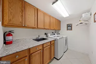 6367 Brampton Ct, Alexandria, VA 22304 - Photo 34