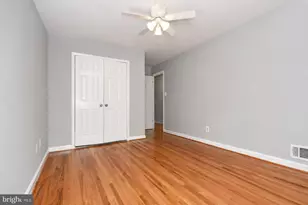 6611 Rosecroft Pl, Falls Church, VA 22043 - Photo 26