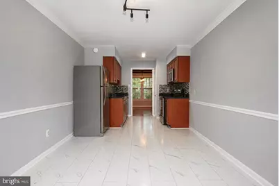 6611 Rosecroft Place, Falls Church, VA 22043 - Photo 12