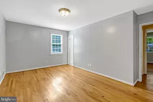 8916 Braeburn Dr, Annandale, VA 22003 - Photo 32