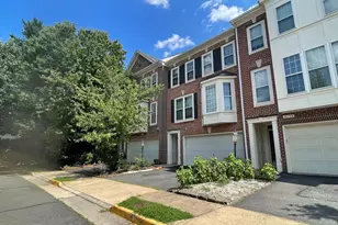 6173 Derring St, Centreville, VA 20120 - Photo 2