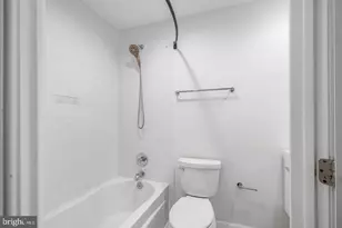 8830 Mansion View Ct, Vienna, VA 22182 - Photo 26