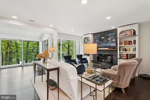 1626 Waters Edge Ln, Reston, VA 20190 - Photo 12