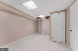 1465 Kingstream Dr, Herndon, VA 20170 - Photo 34
