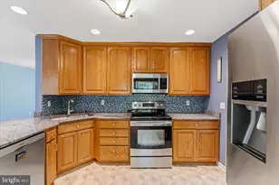 1465 Kingstream Dr, Herndon, VA 20170 - Photo 18