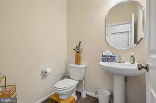 8358 Sallyport St, Lorton, VA 22079 - Photo 10