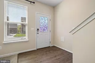 8358 Sallyport St, Lorton, VA 22079 - Photo 6