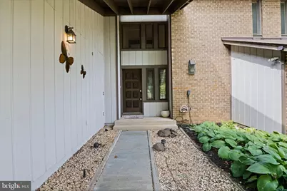 9006 Home Guard Drive, Burke, VA 22015 - Photo 6