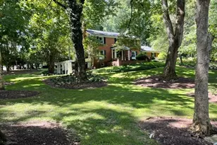 10015 Saddle Rd, Vienna, VA 22181 - Photo 6