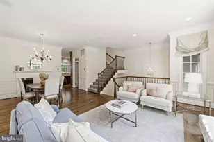 6734 Darrells Grant Pl, Falls Church, VA 22043 - Photo 4