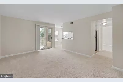 1727 Ascot Way #1727G, Reston, VA 20190 - Photo 2
