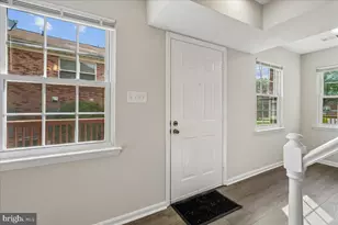 9681 Hagel Cir, Lorton, VA 22079 - Photo 2