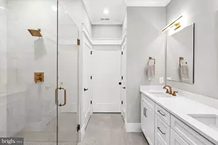 111 Courthouse Rd SW, Vienna, VA 22180 - Photo 36