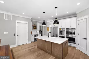 111 Courthouse Rd SW, Vienna, VA 22180 - Photo 20