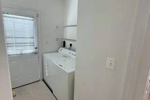 8140 Gilroy Dr, Lorton, VA 22079 - Photo 12