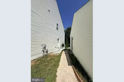 8140 Gilroy Drive, Lorton, VA 22079 - Photo 32