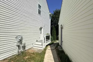 8140 Gilroy Dr, Lorton, VA 22079 - Photo 32