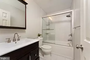 13506 Glendundee Dr, Herndon, VA 20171 - Photo 16