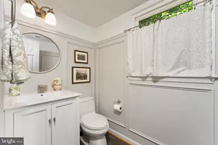 13506 Glendundee Dr, Herndon, VA 20171 - Photo 18