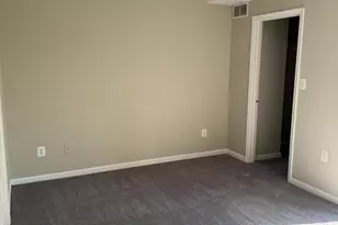 2490 Quick St, Herndon, VA 20171 - Photo 12