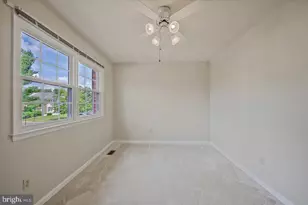 7177 Lake Cove Dr, Alexandria, VA 22315 - Photo 18