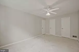 7177 Lake Cove Dr, Alexandria, VA 22315 - Photo 26