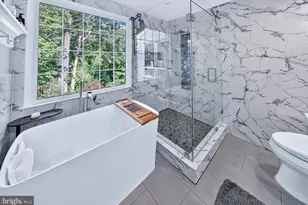 6240 Windham Hill Run, Alexandria, VA 22315 - Photo 14