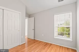 13102 Forest Mist Ln, Fairfax, VA 22033 - Photo 24