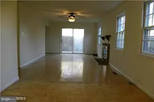 4205 Kincaid Ct, Chantilly, VA 20151 - Photo 4