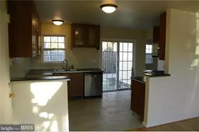 4205 Kincaid Court, Chantilly, VA 20151 - Photo 6