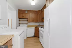 1813 Olmstead Dr, Falls Church, VA 22043 - Photo 6