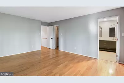 9022 Trailridge Court, Vienna, VA 22182 - Photo 12