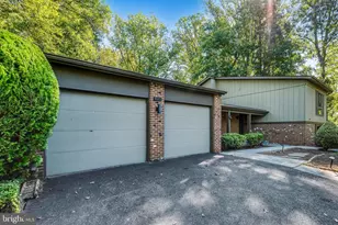 9022 Trailridge Ct, Vienna, VA 22182 - Photo 2